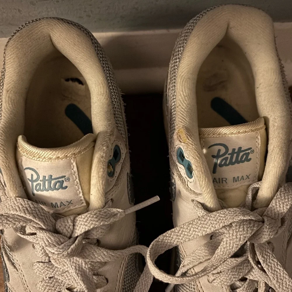 Patta Nike Air White and Blue Sneakers